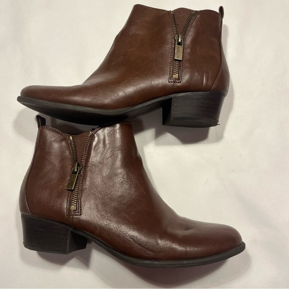 Unisa Brown Ankle Boots size 11